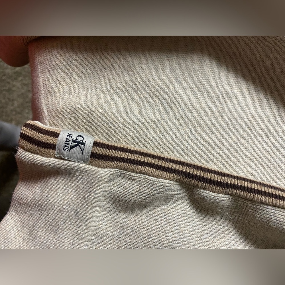 Calvin Klein XL Men's Cream Sweater - Picture 6 of 6